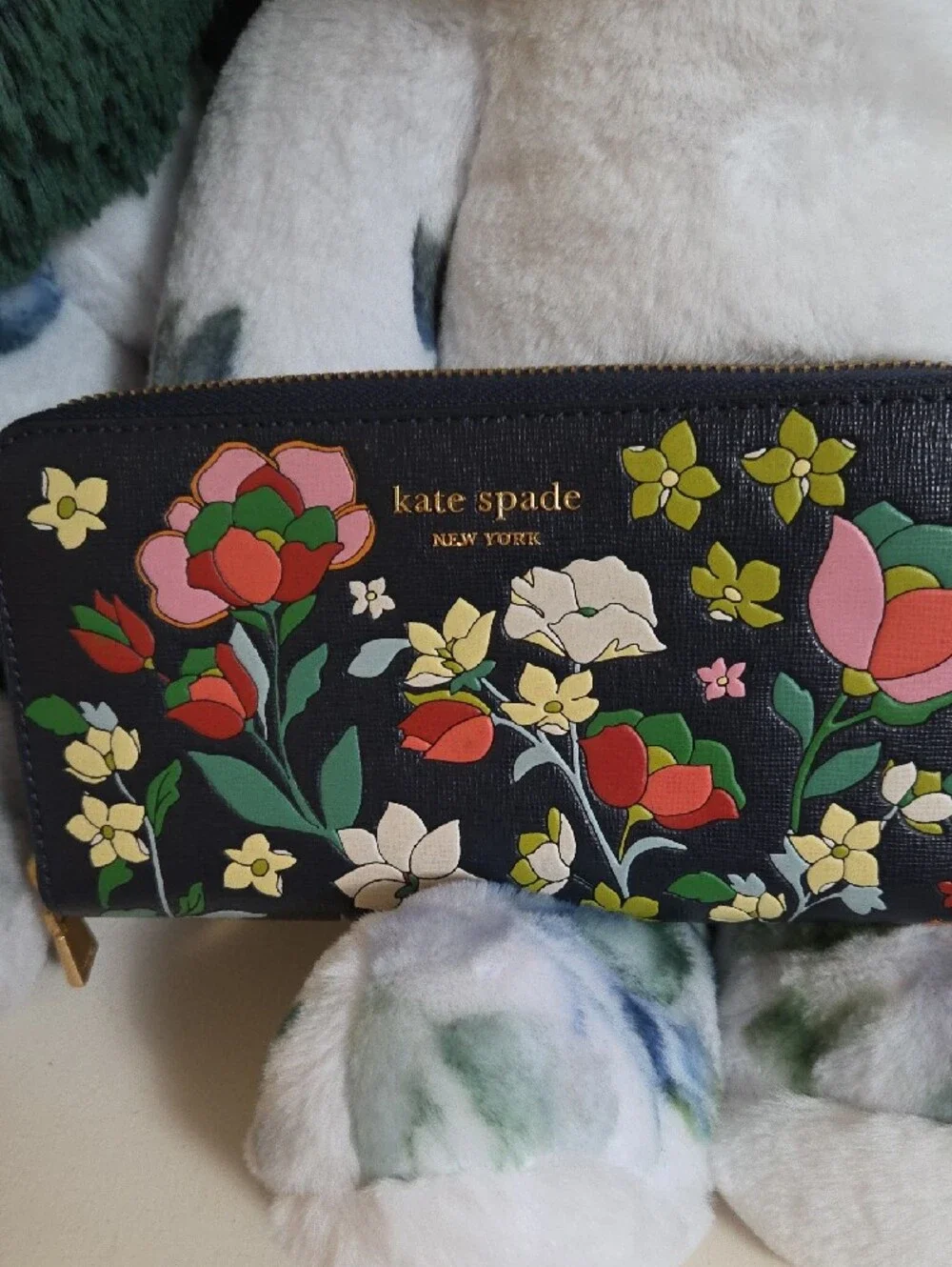 EUC kate spade Navy Floral Zip Wallet